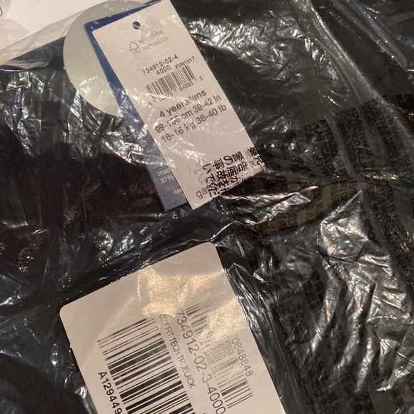 GapFit Toddler Fit Tech Cozy Half-Zip Sweatshirt - Picture 2 of 2